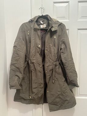 Von Maur Women's Olive Green Utility Rain Jacket
